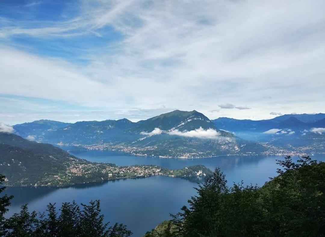Апартаменти Mansarda Fra Monte E Lago Esino Lario Екстер'єр фото